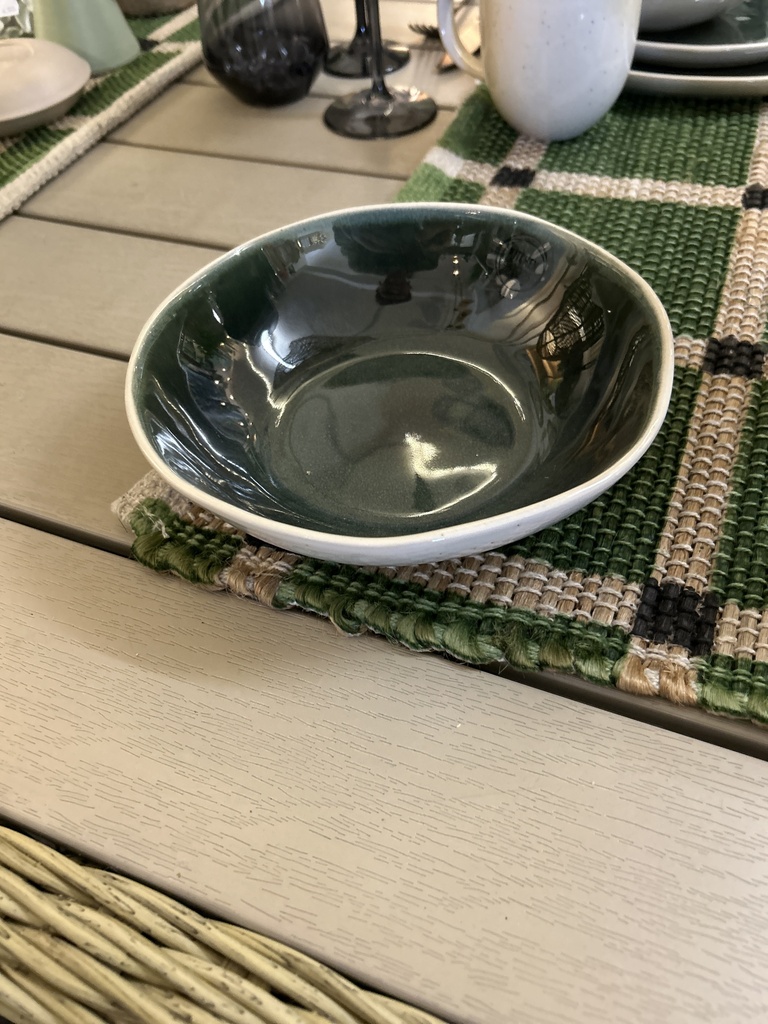 Schale green