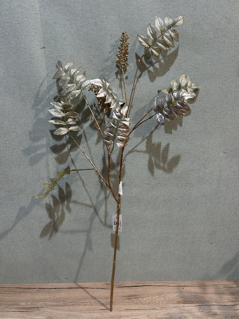 Ebereschenzweig grün