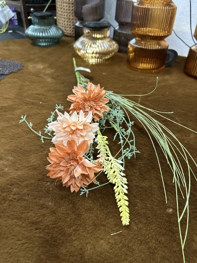 [P0002108] Blumenarrangement orange