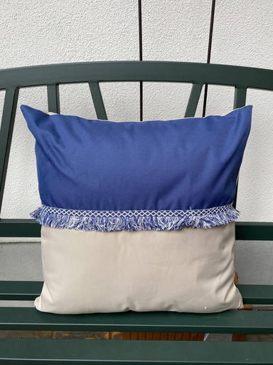 [P0002278] Outdoorkissen (blau-beige mit Fransen)