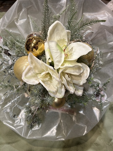 [P0003081] Weihnachtsstrauß L Amaryllis