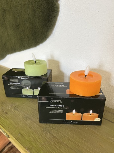 LED Wachskerze mit Flammeneffekt